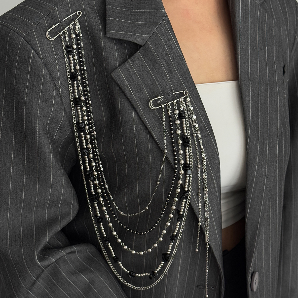 Punk Hip Hop Long Crystal Broo - Women Accessories Jewelry 评论和价格