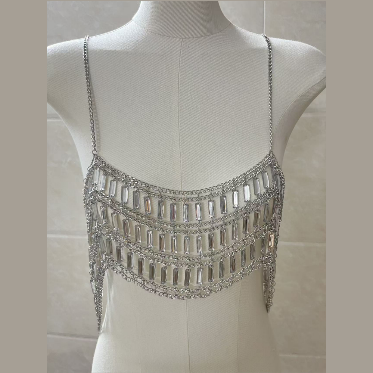 New Arrival Acrylic Sequins Ha - Layered Necklace Set 评论和价格