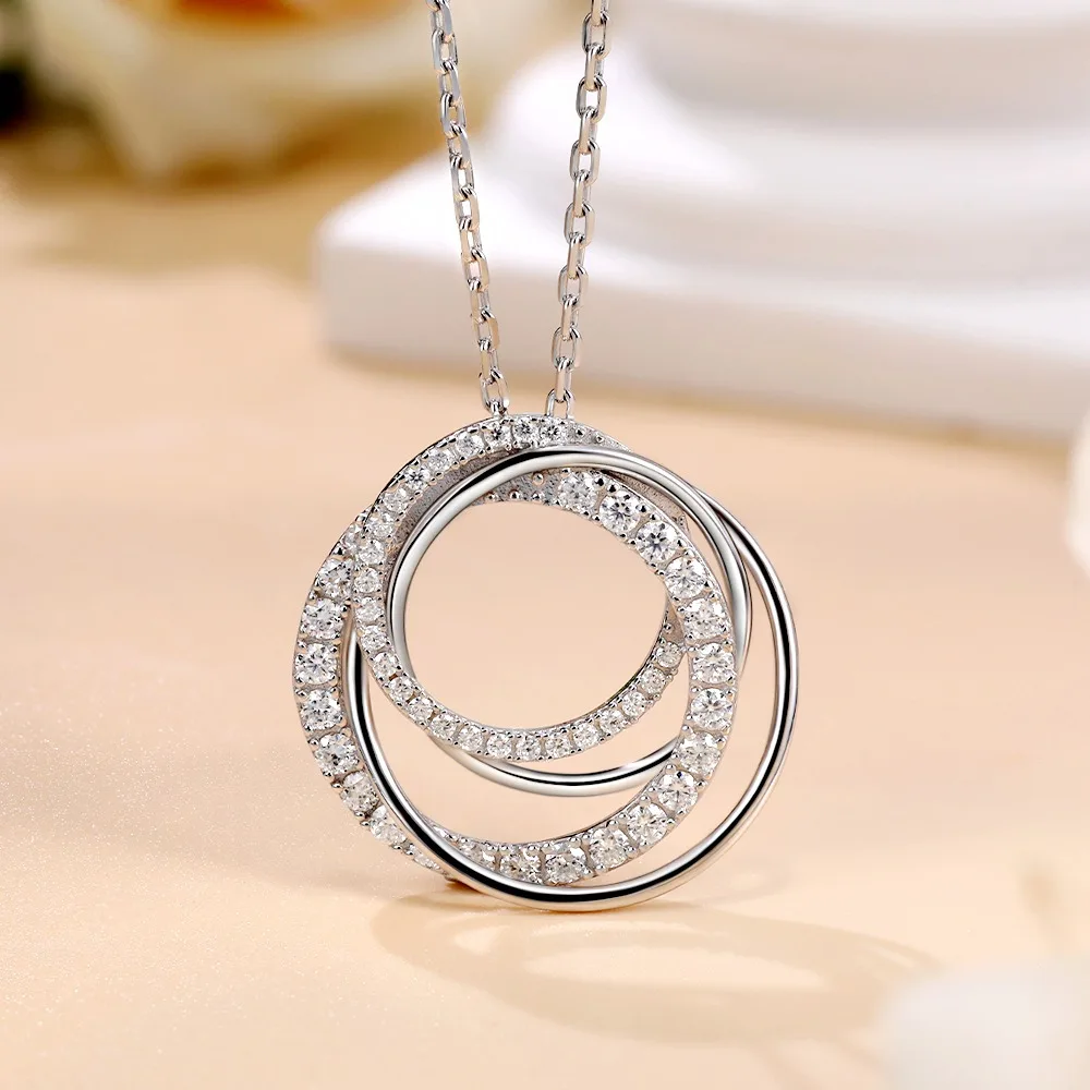 M-JAJA Moissanite Pendant Neck - Layered Necklace Set 评论和价格